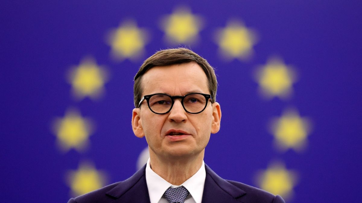 Polský premiér obvinil EU z vydírání
